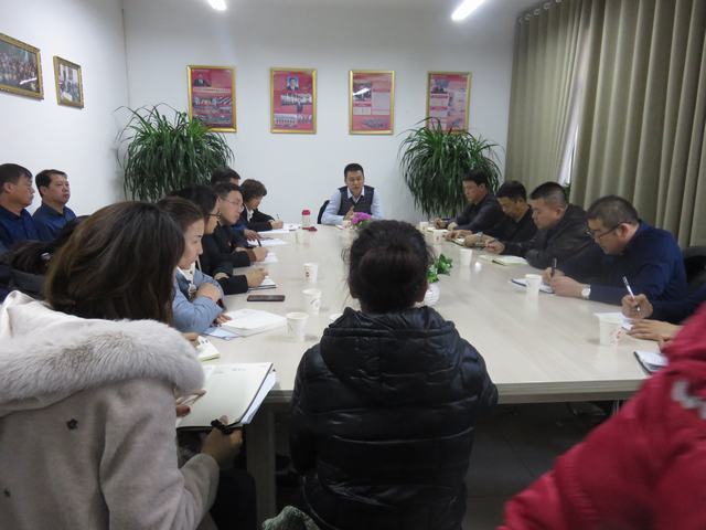 哈拉布拉镇座谈解居民难题2 (2).JPG