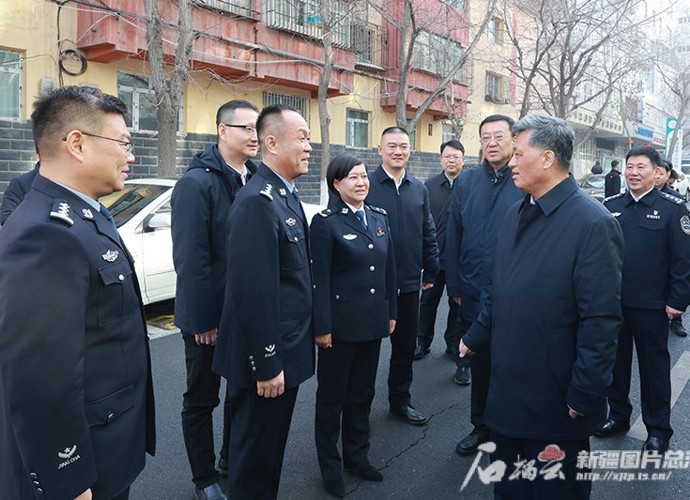 马兴瑞在乌鲁木齐调研安全稳定和产业发展工作