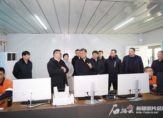 马兴瑞在准东经济技术开发区调研