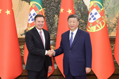 习近平会见葡萄牙总理蒙特内格罗