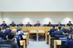 李强出席全球发展倡议高级别会议