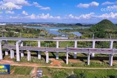 假期首日 交通部门多举措保障旅客有序出行