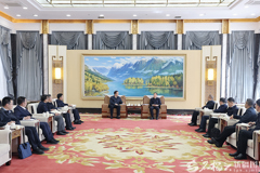 陈小江艾尔肯·吐尼亚孜会见国家烟草专卖局局长张建民