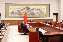 李强主持召开国务院“十五五”规划《纲要草案》编制工作领导小组会议强调 全面贯彻党的二十届四中全会部署 高质量编制“十五五”规划纲要 丁薛祥出席