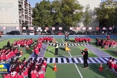 各地开展“全国交通安全日”活动 倡导文明交通