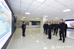 陈小江在乌鲁木齐调研