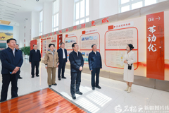 陈小江在哈密市伊吾县调研