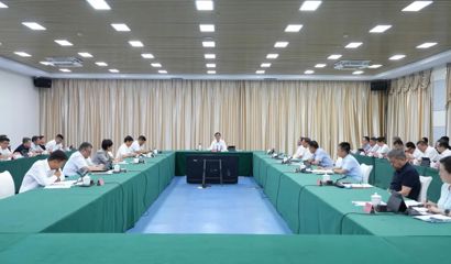 地区召开1—6月经济运行分析会暨三季度经济工作部署会 坚定信心精准施策 攻坚克难狠抓落实 全力推动地区经济持续向好向优发展