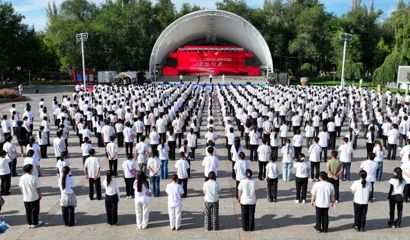 塔城地区举办2026—2027年度大学生西部计划志愿者出征仪式