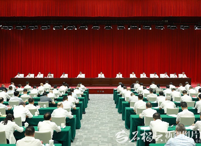 陈小江在十届自治区党委第九轮巡视集中反馈会暨第十轮巡视动员部署会上强调 不断提高巡视的震慑力穿透力推动力 为建设社会主义现代化新疆提供坚强政治保障